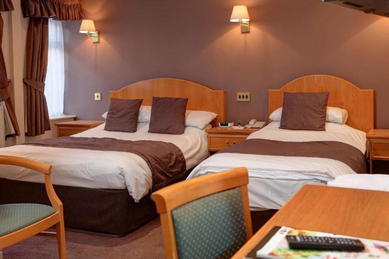 Bury Ramsbottom Old Mill Hotel And Leisure Club מראה חיצוני תמונה