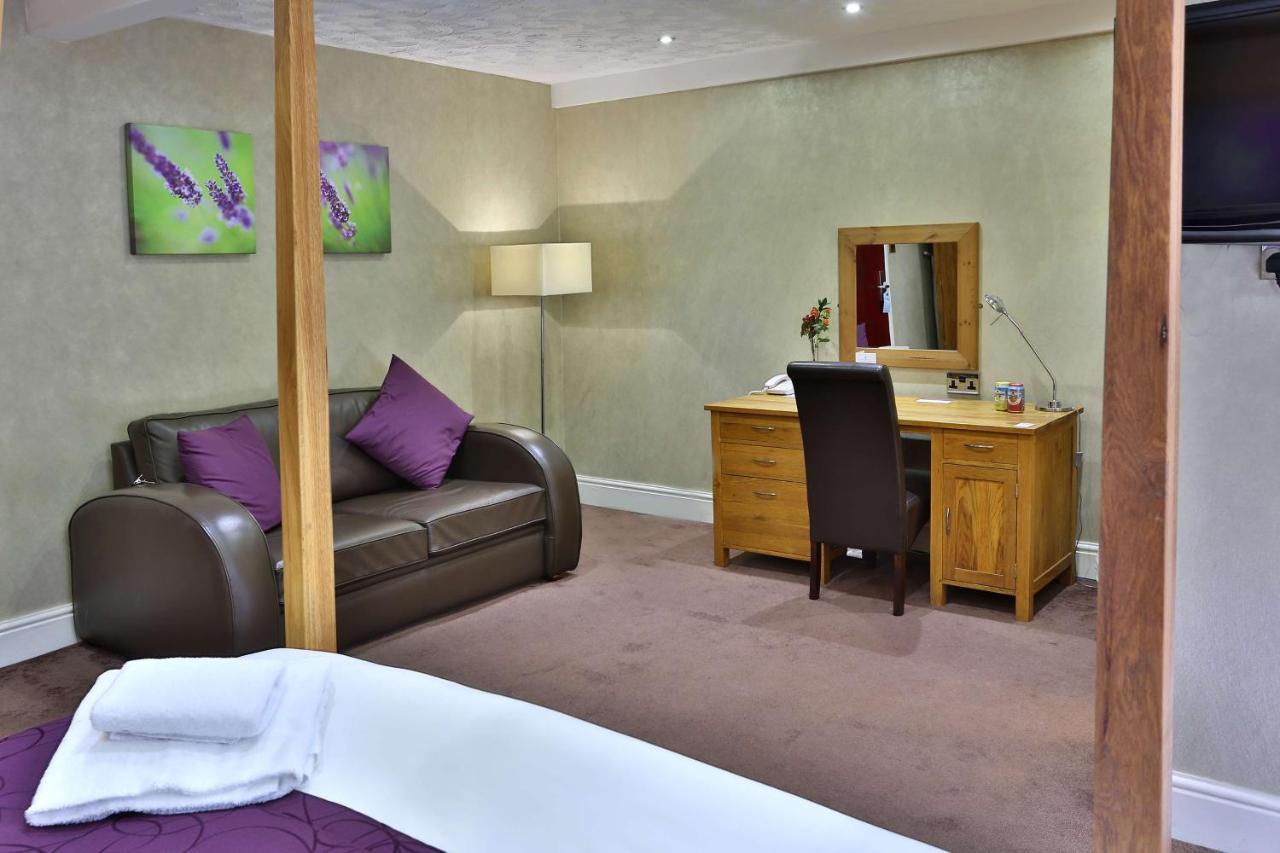 Bury Ramsbottom Old Mill Hotel And Leisure Club מראה חיצוני תמונה